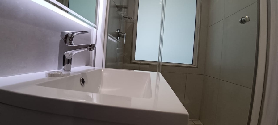 1 Bedroom Property for Sale in Woodstock Western Cape